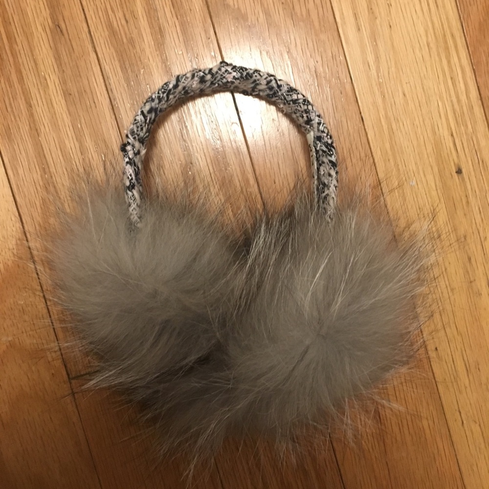 Eugenia Kim fur earmuffs - Picture 5 of 6